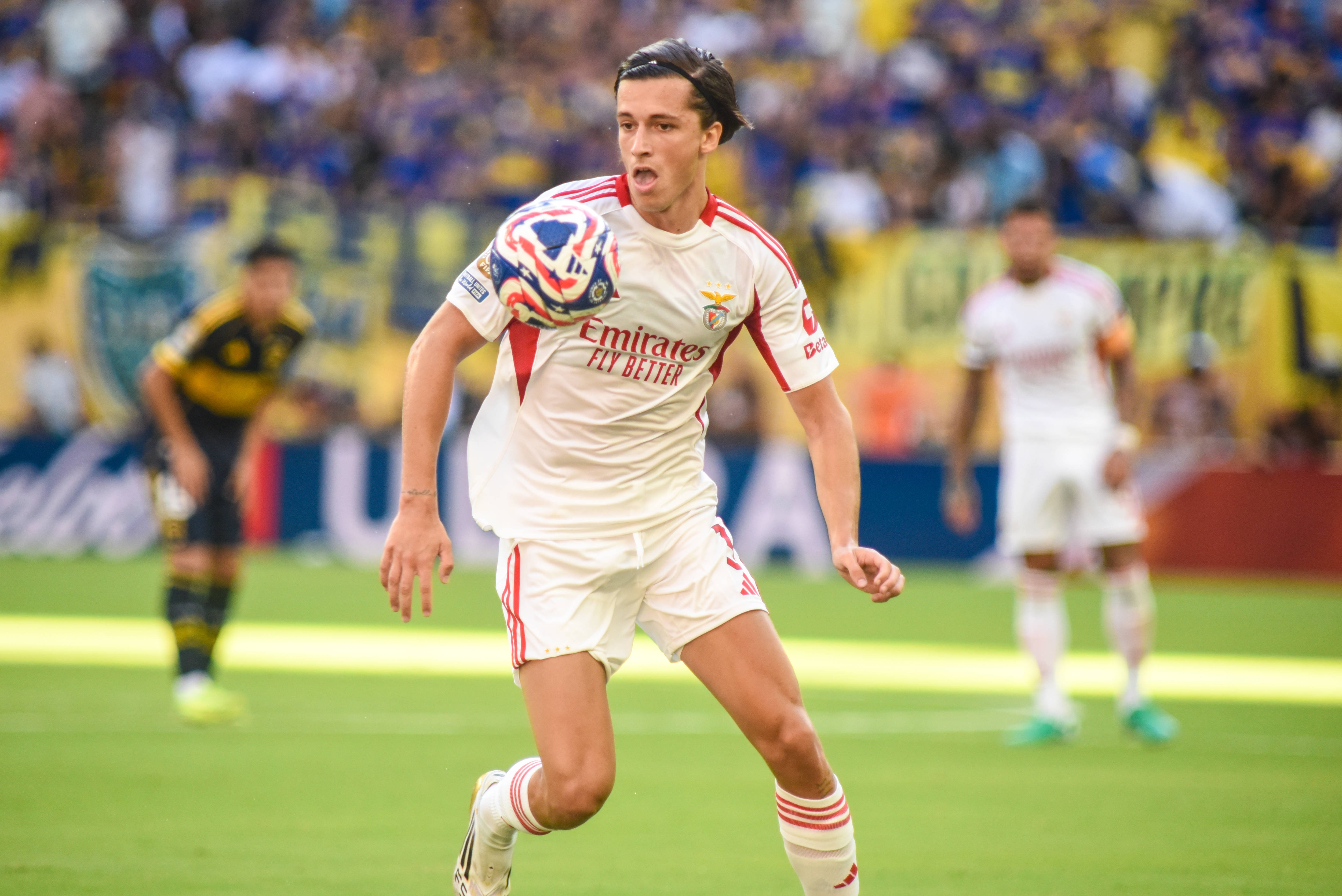 乐鱼电竞官方网-记者：皇马今日官宣A费&amp;明天开发布会，巴斯克斯离队仪式周四举行