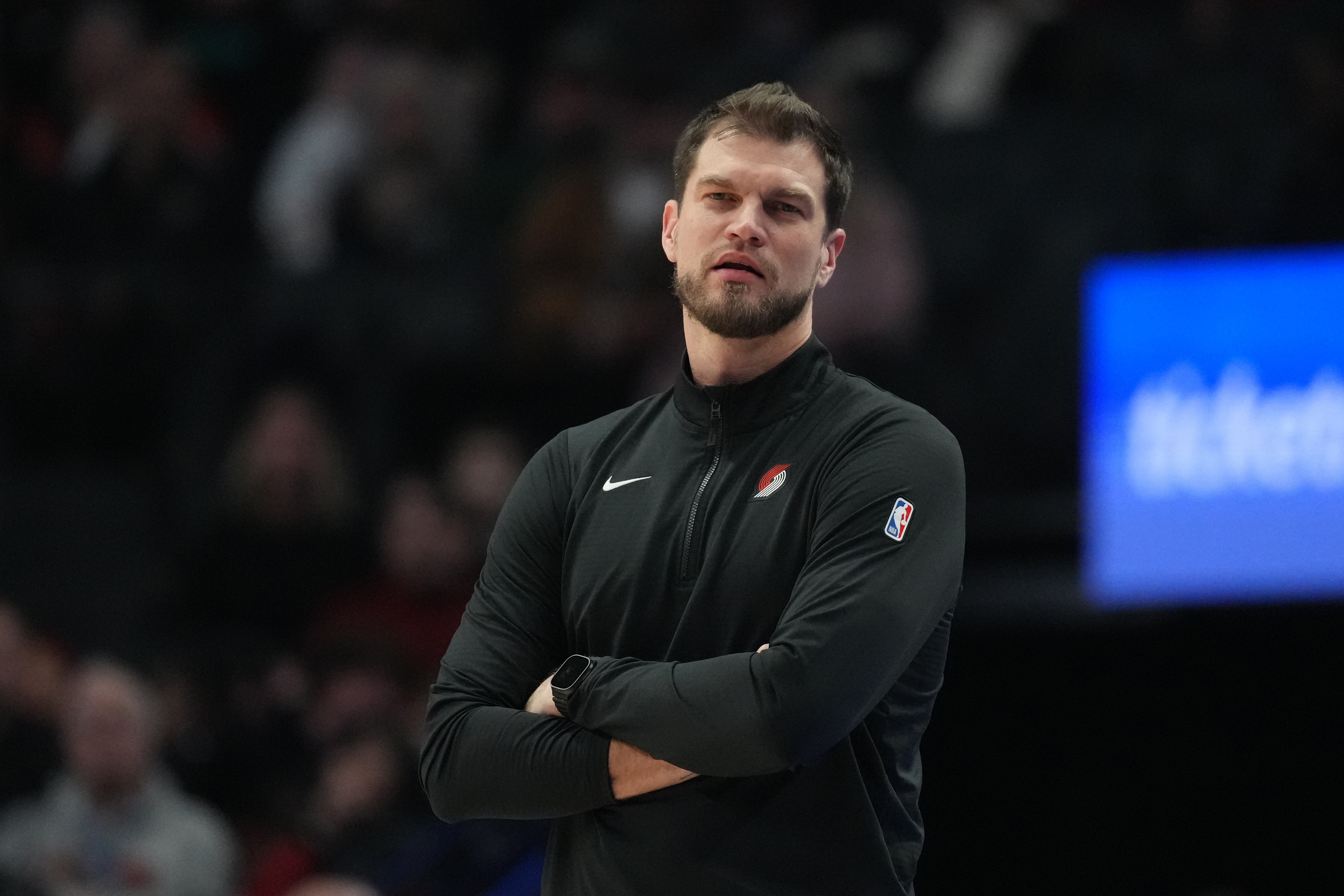 乐鱼体育在线网址-队记：斯普利特的工作做得很棒 尤其在轮换和板凳深度的把握上