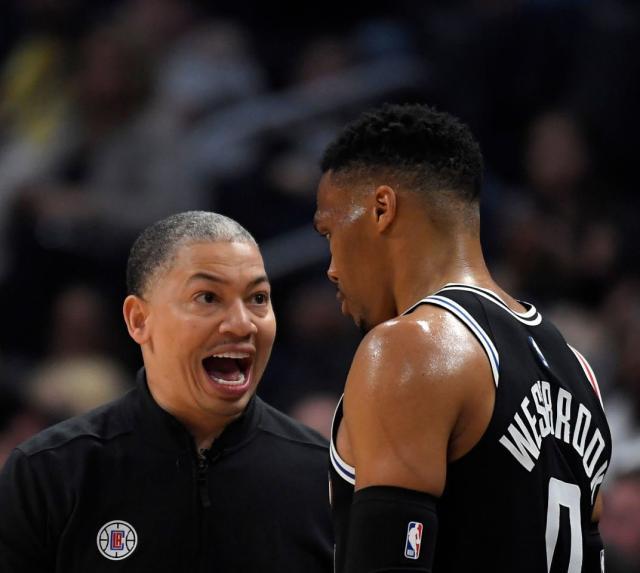 乐鱼电竞官方网-杜韦首次季后赛交手！此前11次对话韦少不落下风