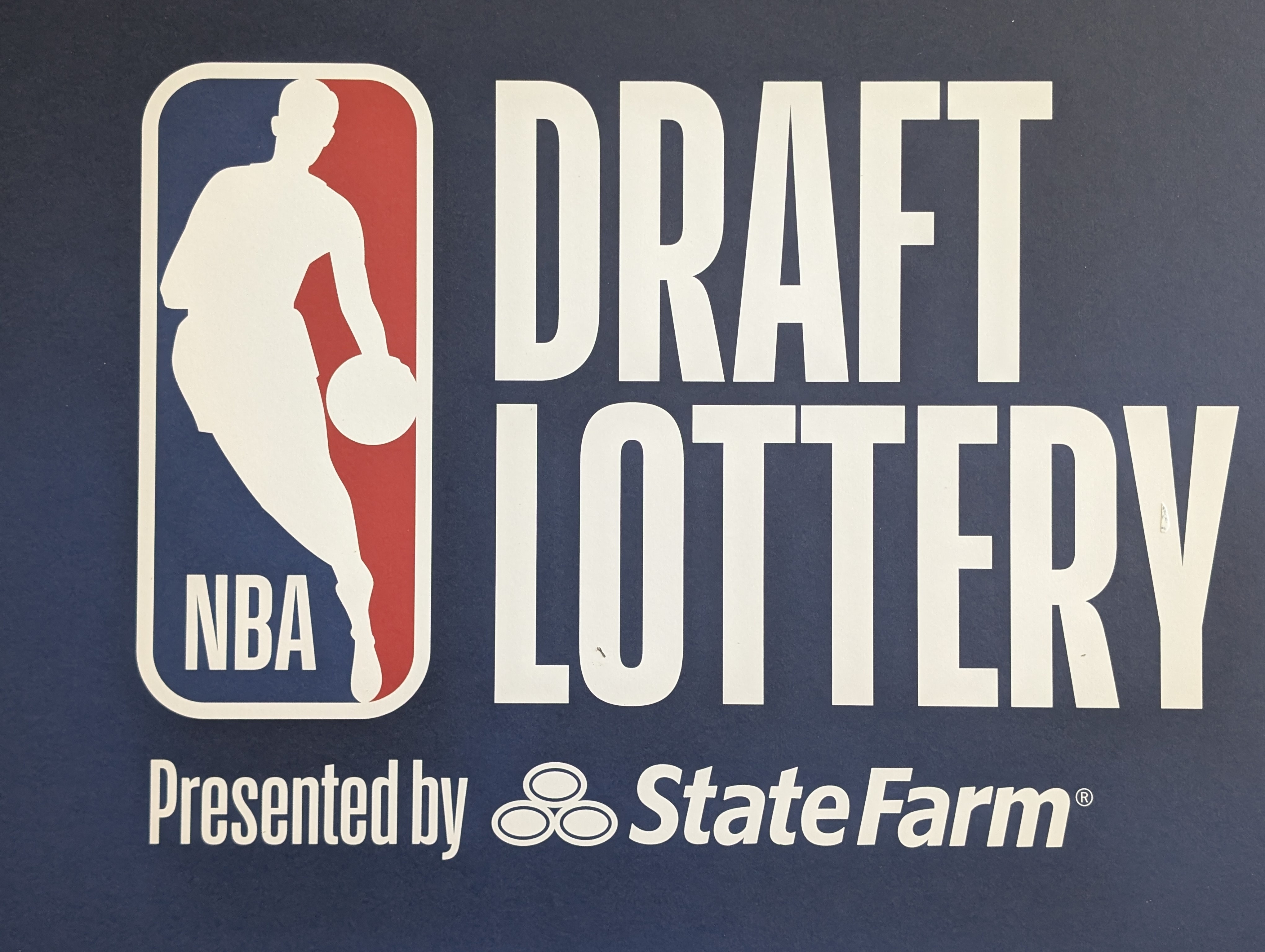 乐鱼体育在线网址-摆烂大赛如火如荼！联盟最差的10支球队已合计44连败